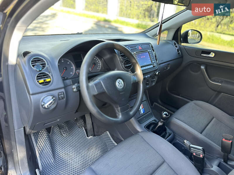 Хэтчбек Volkswagen Golf Plus 2005 в Умани