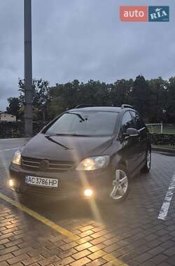 Хэтчбек Volkswagen Golf Plus 2008 в 