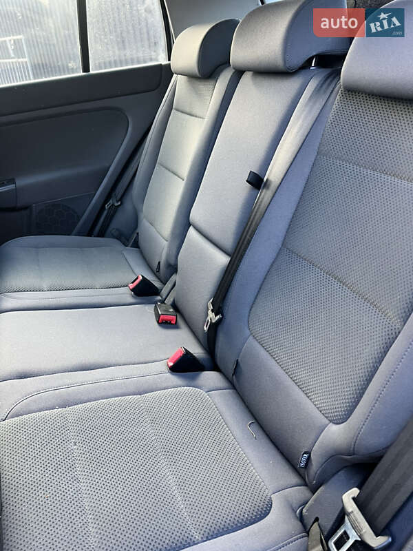 Хэтчбек Volkswagen Golf Plus 2005 в Львове