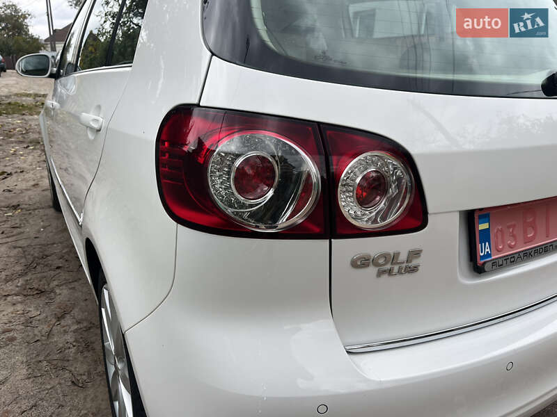 Хетчбек Volkswagen Golf Plus 2010 в Охтирці