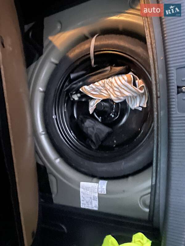 Хэтчбек Volkswagen Golf Plus 2010 в Луцке фото 20 Хэтчбек Volkswagen Golf Plus 2010 в Луцке