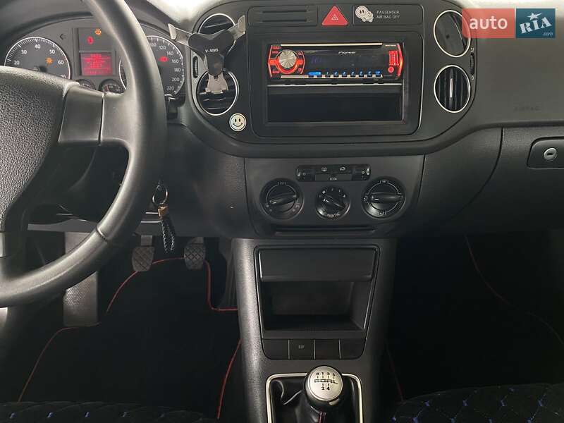 Хэтчбек Volkswagen Golf Plus 2006 в Николаеве