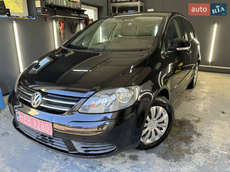 Хэтчбек Volkswagen Golf Plus 2006 в 