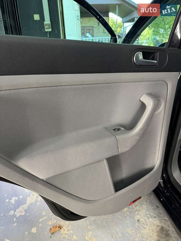 Хетчбек Volkswagen Golf Plus 2006 в Львові фото 33 Хетчбек Volkswagen Golf Plus 2006 в Львові