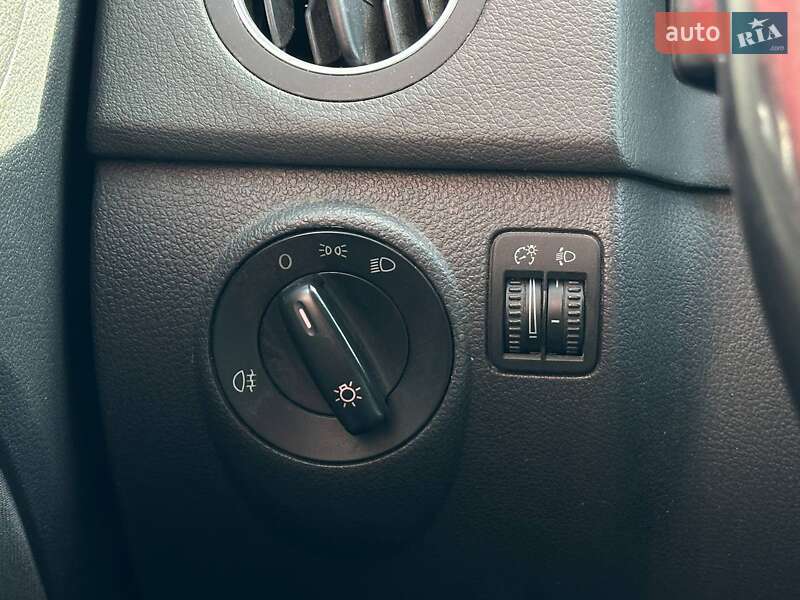 Хэтчбек Volkswagen Golf Plus 2006 в Киеве фото 17 Хэтчбек Volkswagen Golf Plus 2006 в Киеве