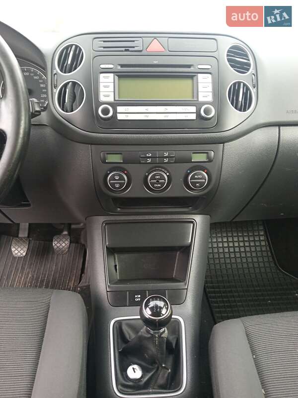 Хэтчбек Volkswagen Golf Plus 2008 в Александрие