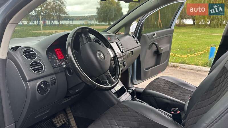 Хетчбек Volkswagen Golf Plus 2008 в Ладижині