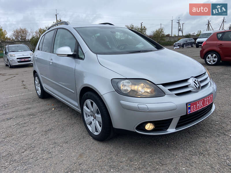 Хэтчбек Volkswagen Golf Plus 2009 в Ровно фото Хэтчбек Volkswagen Golf Plus 2009 в Ровно
