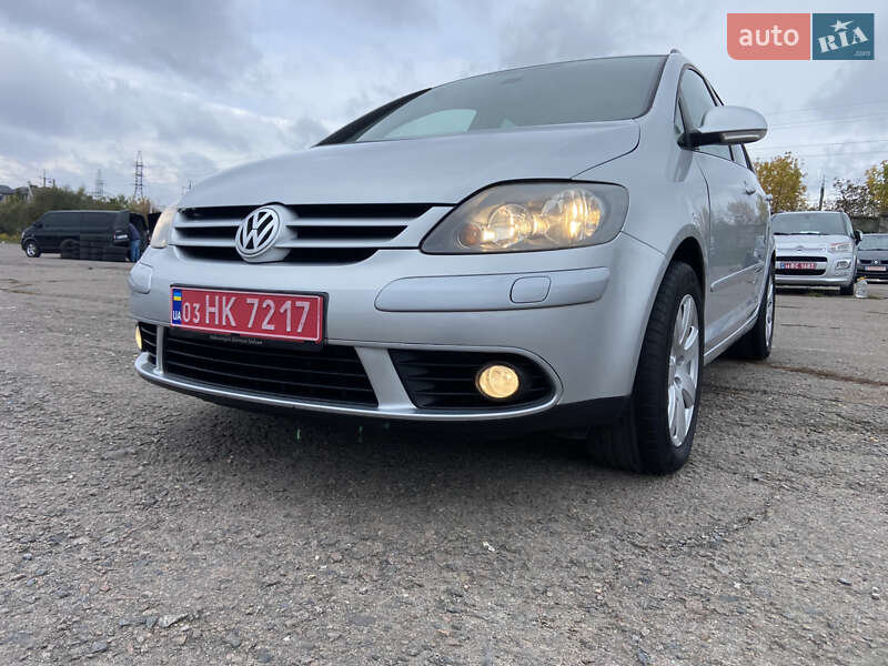 Хэтчбек Volkswagen Golf Plus 2009 в Ровно фото 4 Хэтчбек Volkswagen Golf Plus 2009 в Ровно