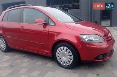 Хэтчбек Volkswagen Golf Plus 2009 в 