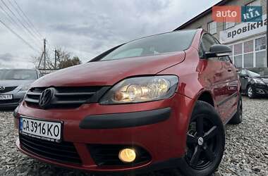Хэтчбек Volkswagen Golf Plus 2008 в 