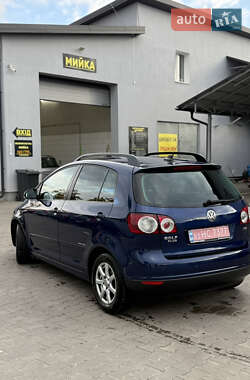 Хэтчбек Volkswagen Golf Plus 2008 в 