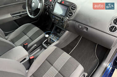 Хэтчбек Volkswagen Golf Plus 2008 в 