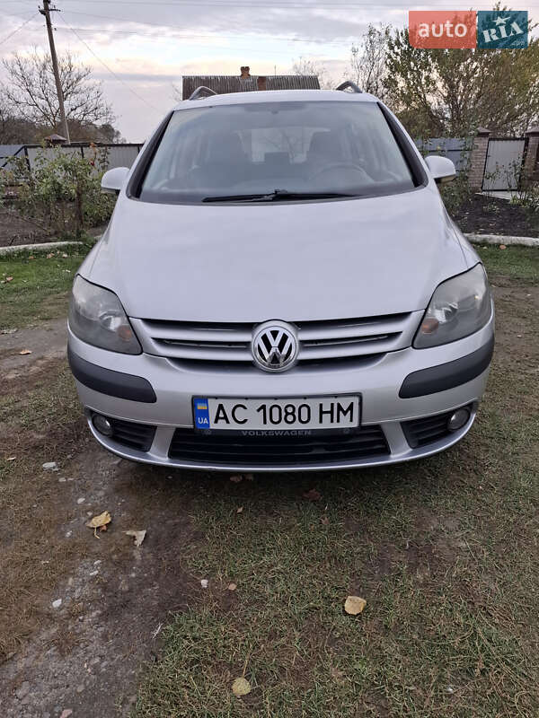Хэтчбек Volkswagen Golf Plus 2008 в Ковеле фото 4 Хэтчбек Volkswagen Golf Plus 2008 в Ковеле