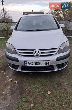 Хэтчбек Volkswagen Golf Plus 2008 в 