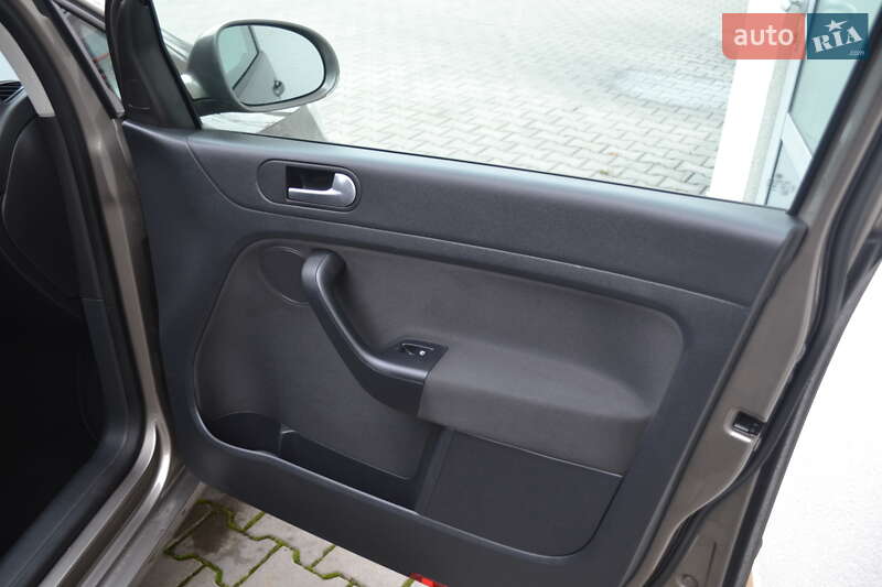 Хетчбек Volkswagen Golf Plus 2009 в Вінниці