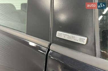 Хэтчбек Volkswagen Golf Plus 2011 в 