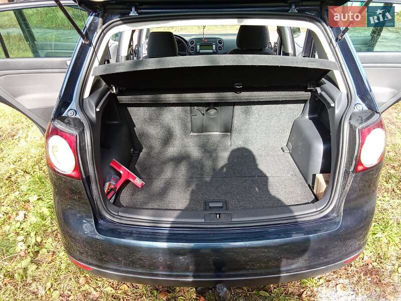 Хетчбек Volkswagen Golf Plus 2008 в Звягелі