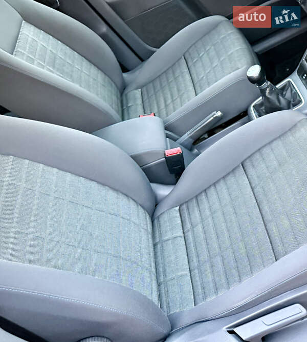 Хэтчбек Volkswagen Golf Plus 2007 в Могилев-Подольске фото 60 Хэтчбек Volkswagen Golf Plus 2007 в Могилев-Подольске