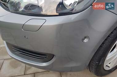 Хэтчбек Volkswagen Golf Plus 2010 в 