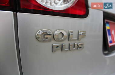Хетчбек Volkswagen Golf Plus 2008 в  фото 44 Хетчбек Volkswagen Golf Plus 2008 в