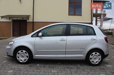 Хетчбек Volkswagen Golf Plus 2008 в  фото 48 Хетчбек Volkswagen Golf Plus 2008 в