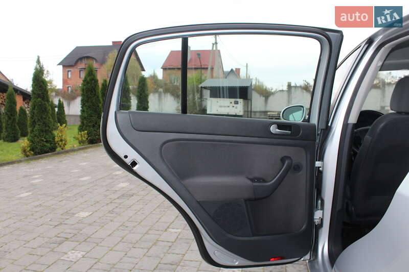 Хэтчбек Volkswagen Golf Plus 2008 в Трускавце фото 86 Хэтчбек Volkswagen Golf Plus 2008 в Трускавце