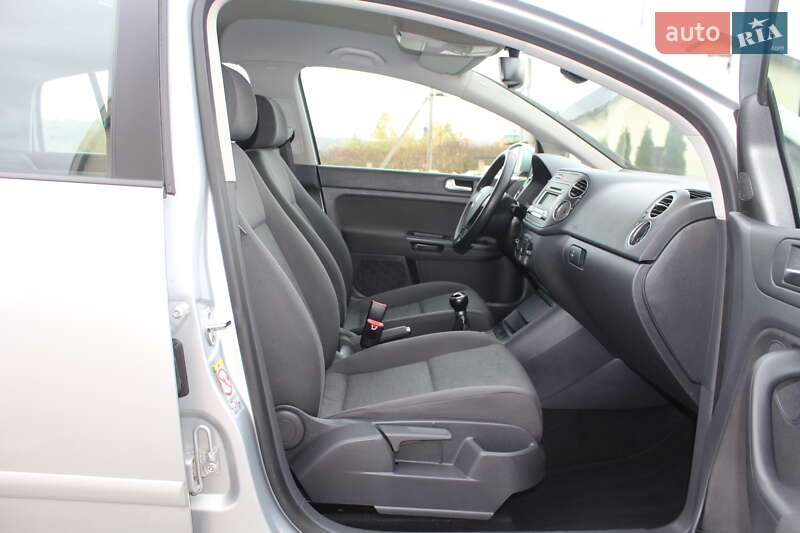 Хэтчбек Volkswagen Golf Plus 2008 в Трускавце фото 94 Хэтчбек Volkswagen Golf Plus 2008 в Трускавце