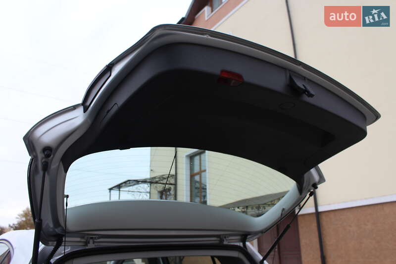 Хэтчбек Volkswagen Golf Plus 2008 в Трускавце фото 112 Хэтчбек Volkswagen Golf Plus 2008 в Трускавце