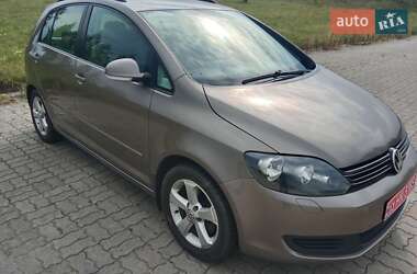 Хэтчбек Volkswagen Golf Plus 2012 в Нововолынске Хэтчбек Volkswagen Golf Plus 2012 в Нововолынске