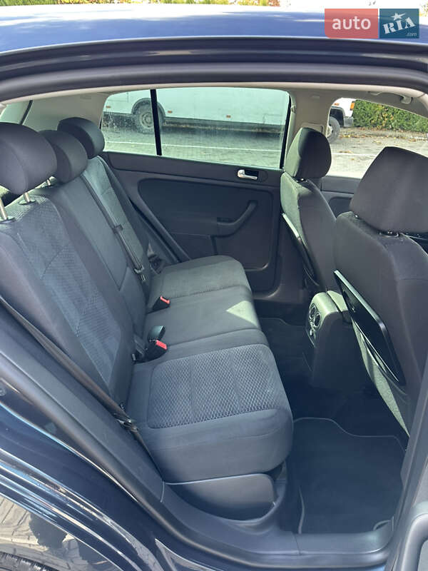 Хэтчбек Volkswagen Golf Plus 2010 в Луцке