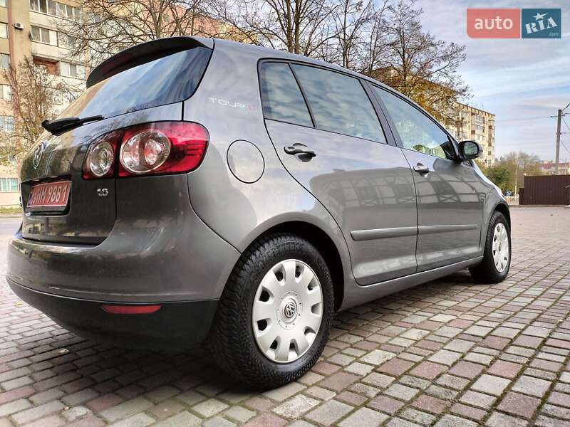 Хэтчбек Volkswagen Golf Plus 2007 в Ровно