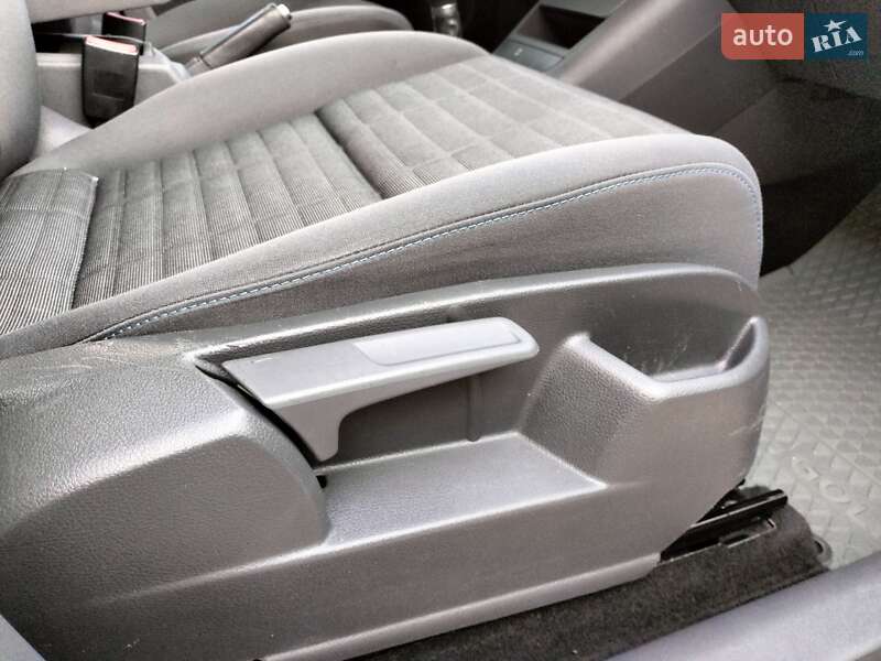 Хэтчбек Volkswagen Golf Plus 2007 в Ровно