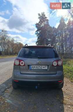 Хэтчбек Volkswagen Golf Plus 2008 в 