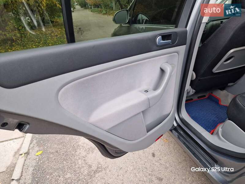 Хэтчбек Volkswagen Golf Plus 2005 в Черкассах