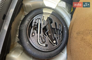 Хэтчбек Volkswagen Golf Plus 2008 в 