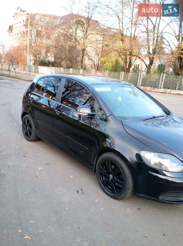 Хэтчбек Volkswagen Golf Plus 2006 в Тячеве