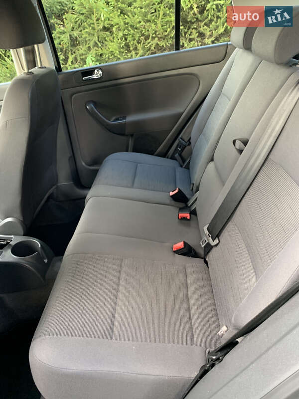 Хетчбек Volkswagen Golf Plus 2005 в Старокостянтинові