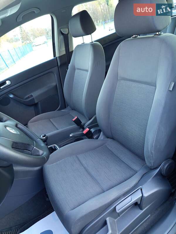Хэтчбек Volkswagen Golf Plus 2005 в Дрогобыче фото 47 Хэтчбек Volkswagen Golf Plus 2005 в Дрогобыче