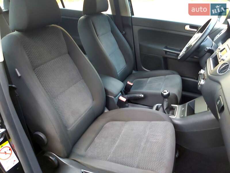 Хэтчбек Volkswagen Golf Plus 2010 в Калуше фото 17 Хэтчбек Volkswagen Golf Plus 2010 в Калуше