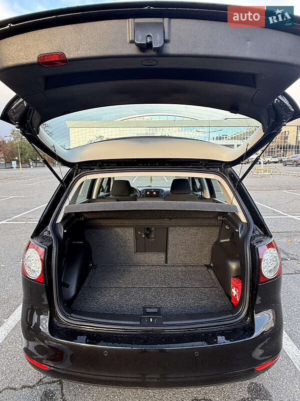 Хэтчбек Volkswagen Golf Plus 2009 в Броварах