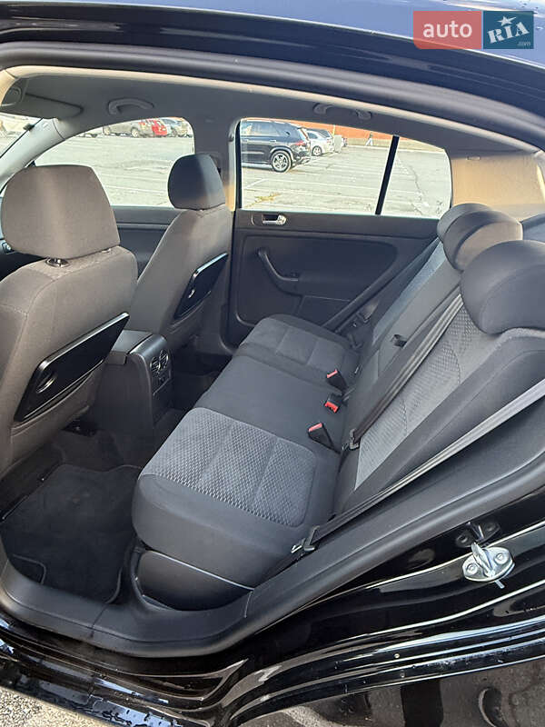 Хэтчбек Volkswagen Golf Plus 2009 в Броварах