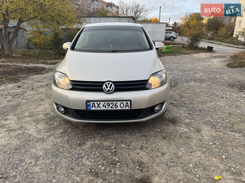 Хэтчбек Volkswagen Golf Plus 2011 в Харькове