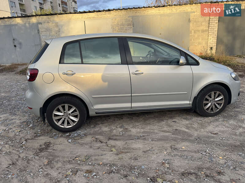 Хэтчбек Volkswagen Golf Plus 2011 в Харькове