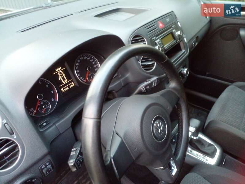 Хэтчбек Volkswagen Golf Plus 2009 в Ровно фото 4 Хэтчбек Volkswagen Golf Plus 2009 в Ровно