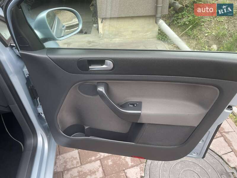 Хэтчбек Volkswagen Golf Plus 2007 в Кременце