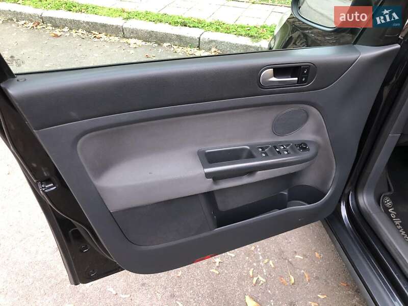 Хэтчбек Volkswagen Golf Plus 2007 в Николаеве