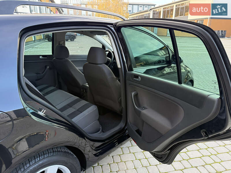 Хэтчбек Volkswagen Golf Plus 2008 в Коломые фото 38 Хэтчбек Volkswagen Golf Plus 2008 в Коломые