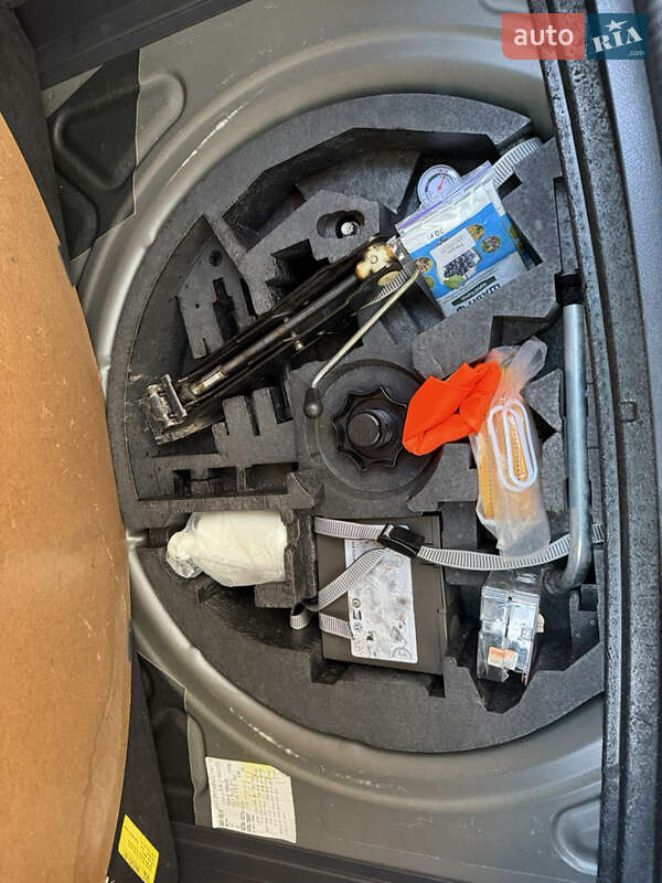 Хэтчбек Volkswagen Golf Plus 2008 в Коломые фото 45 Хэтчбек Volkswagen Golf Plus 2008 в Коломые