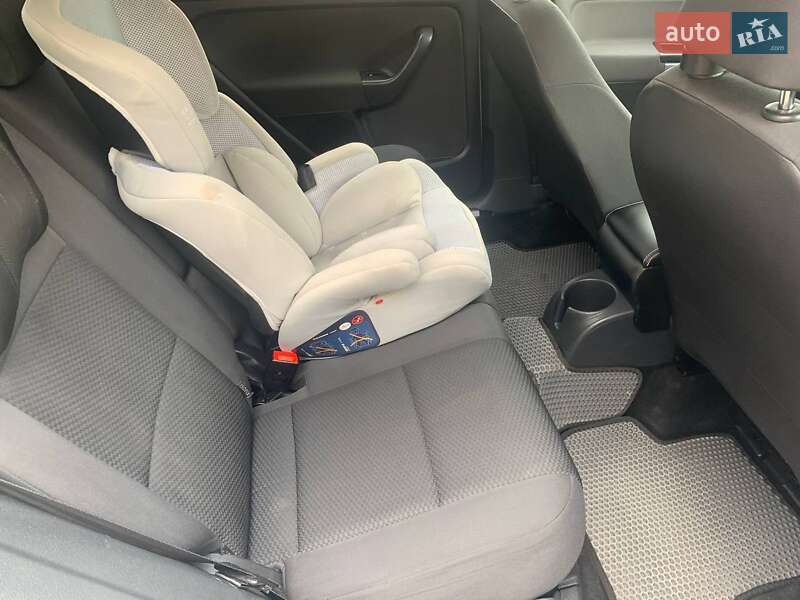 Хэтчбек Volkswagen Golf Plus 2011 в Ровно